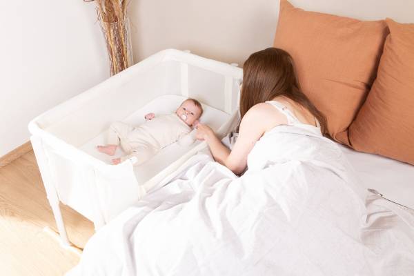CHILDHOME Evolux Bedside Crib - Natural/White