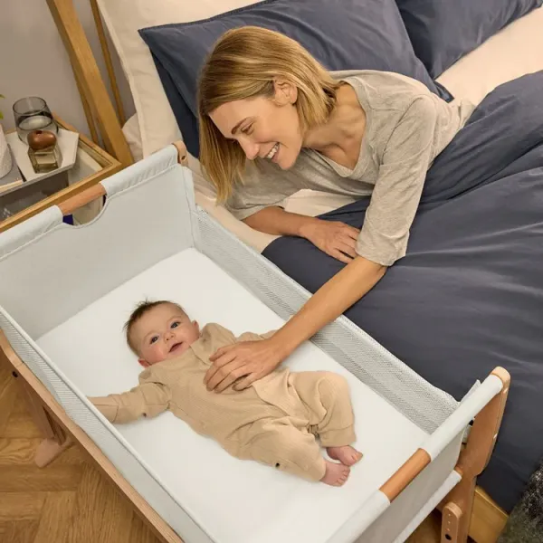 SNUZPOD Studio Bedside Crib - Stockholm Natural