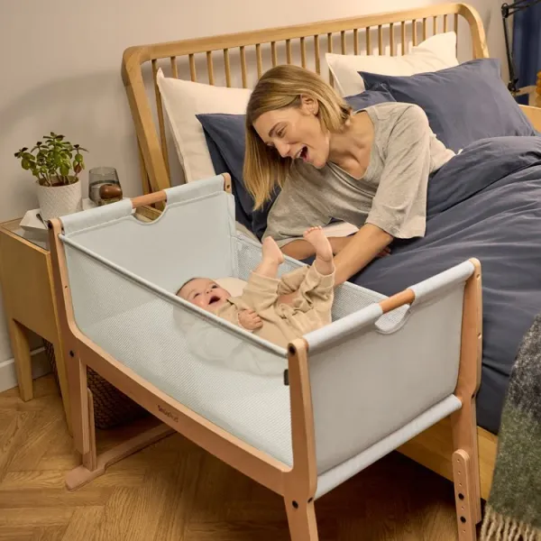 SNUZPOD Studio Bedside Crib - Stockholm Natural