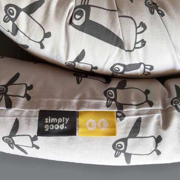 SIMPLY GOOD Cuddly Snaily - Penguin Grey on Beige