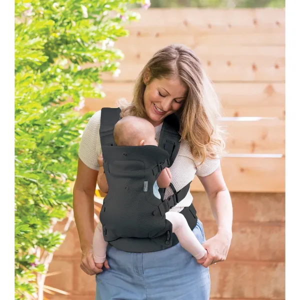 INFANTINO Convertible Carrier Flip Light&Airy 4in1 - Dark Grey